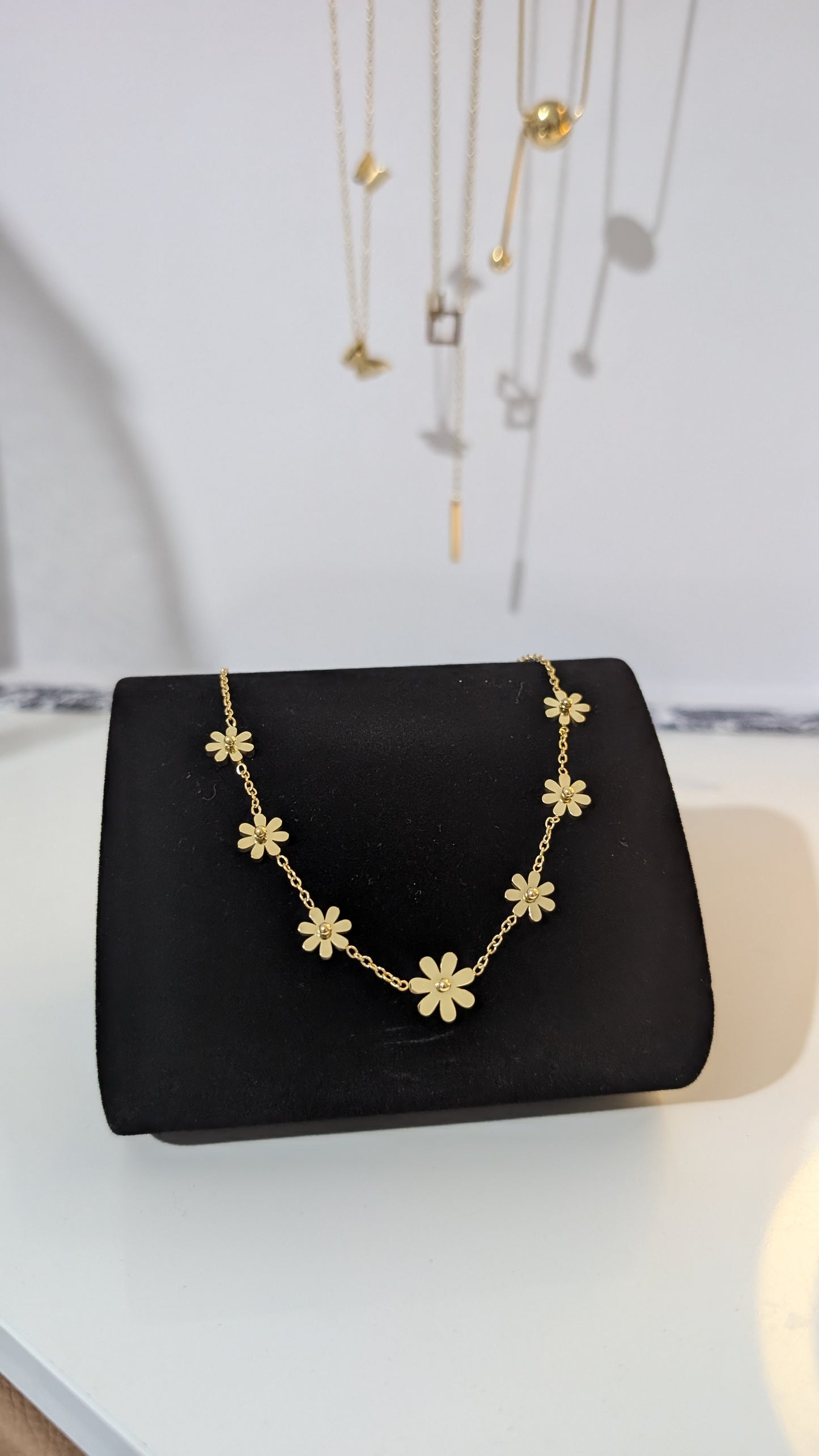 Mini Flower Necklace