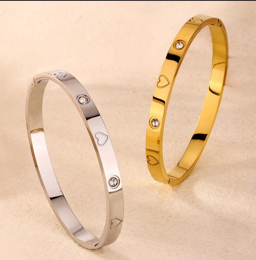 18K Gold plated Bracelet.