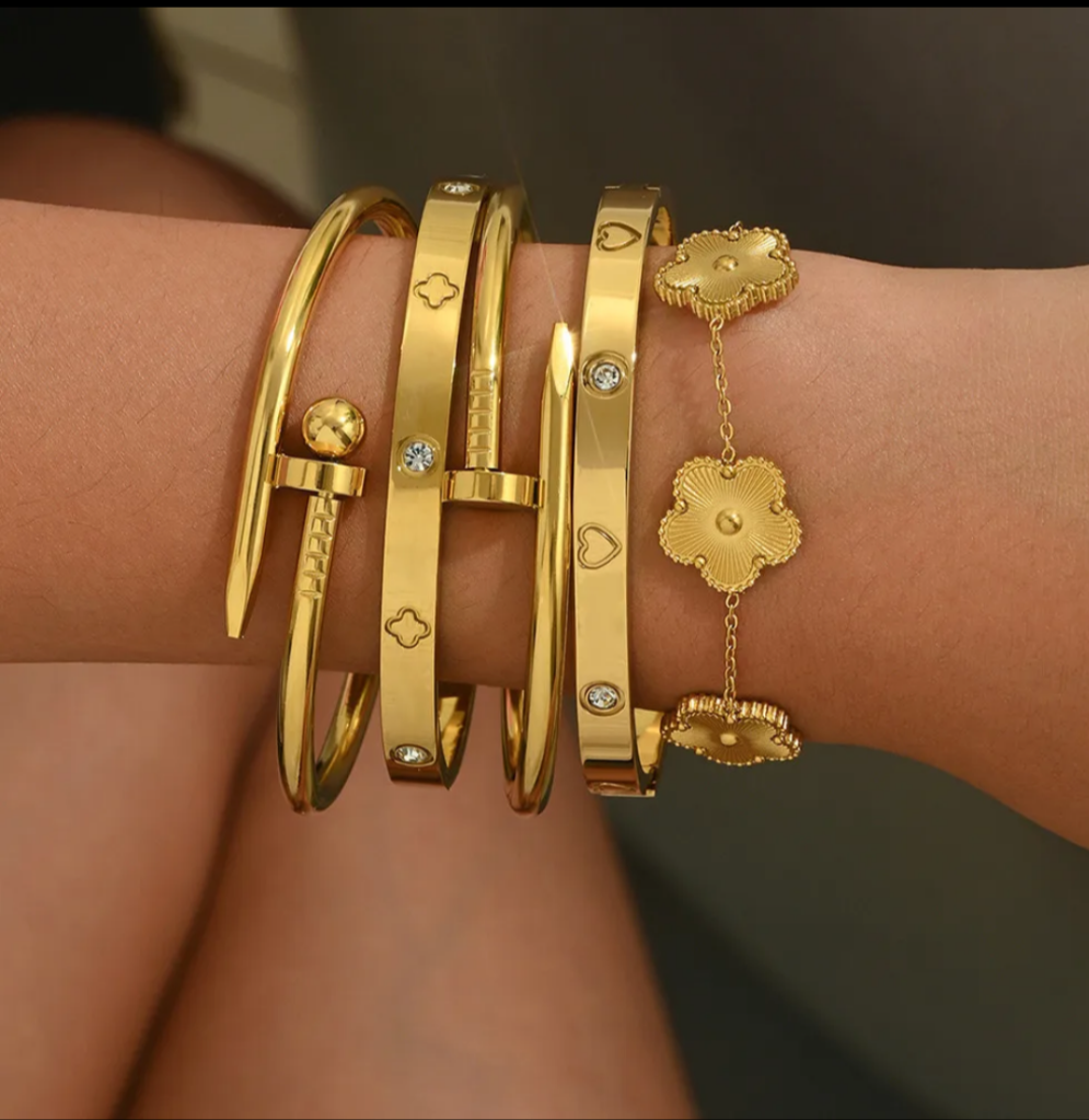 18K Gold plated Bracelet.