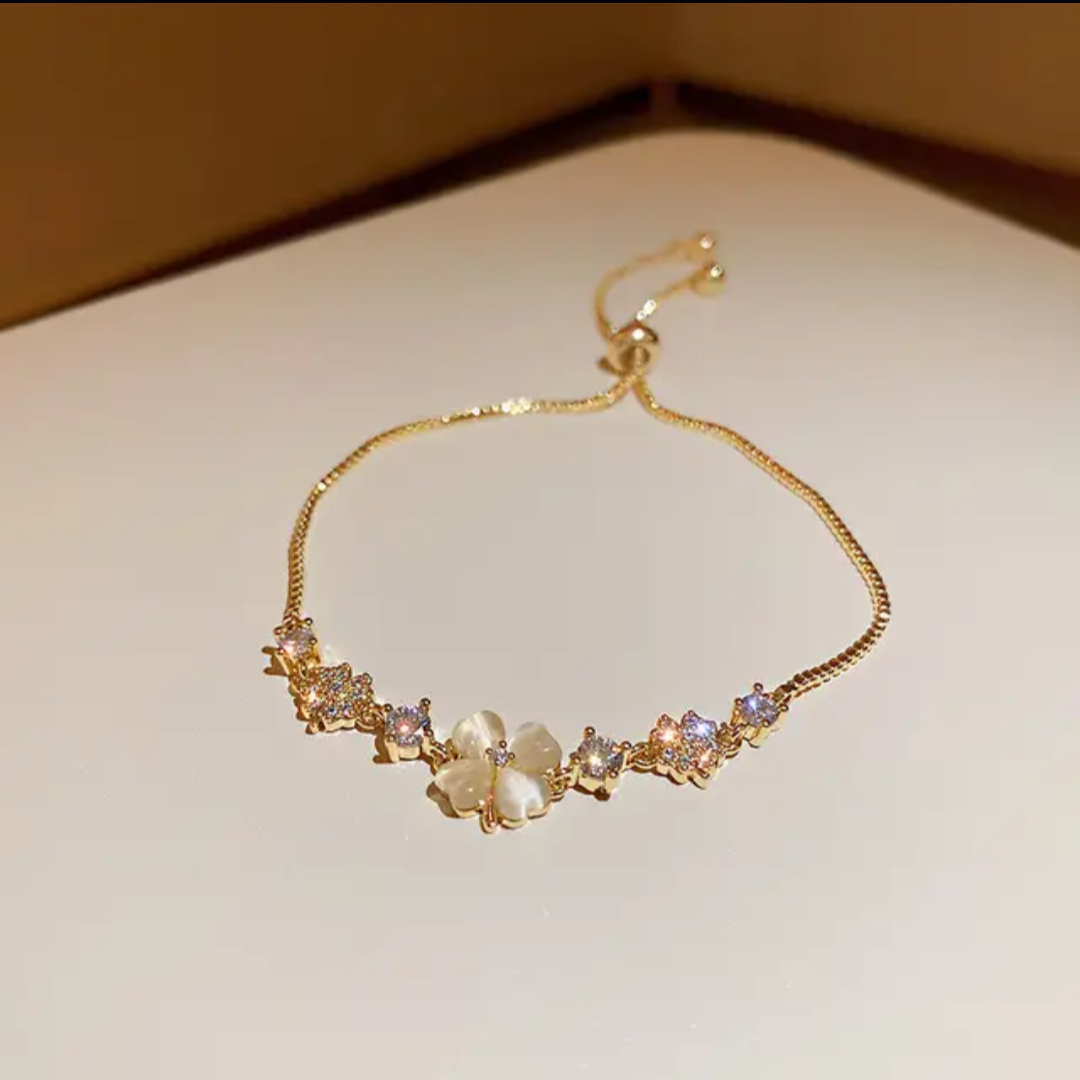 Flower gold plated bracelet